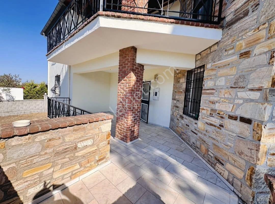 Masmavi Deniz Manzarasına Uyanmak Mümkün!4+1 Villa Bu Paraya ! — fotoğraf 27