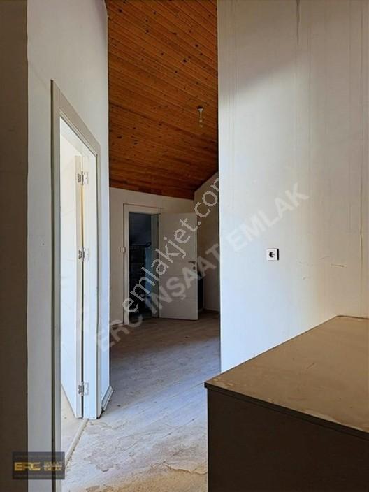 Şehir Merkezinde Satılık Dubleks 5+1 Daire — fotoğraf 9