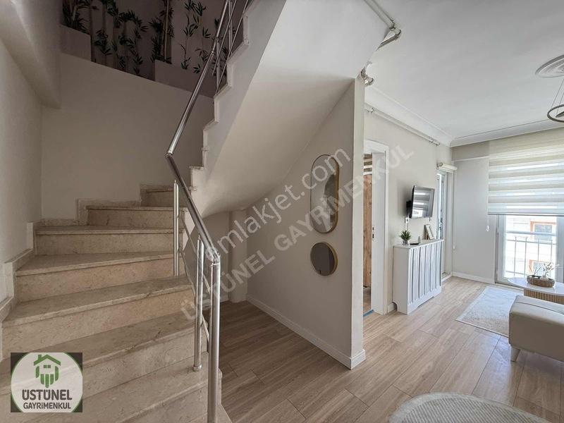 Üstünel'den Merkezi Konumda Eşyalı 3+1 Dubleks Satılık Daire — fotoğraf 20