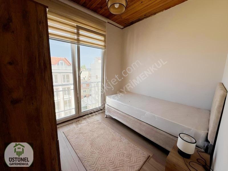 Üstünel'den Merkezi Konumda Eşyalı 3+1 Dubleks Satılık Daire — fotoğraf 23