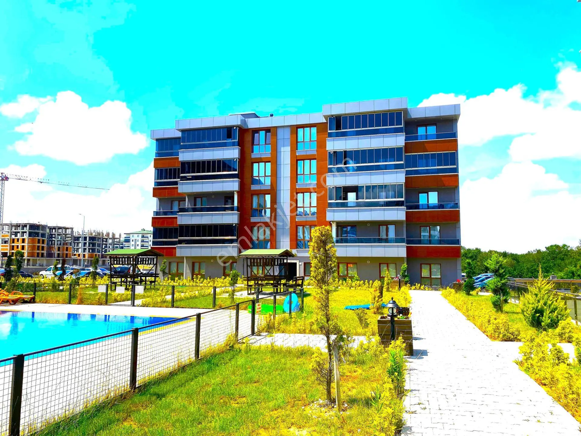 **eryıldız İnşaat**kendi Mülkümüz***7/24 Güvenlikli-havuzlu-site İçinde 173m2 Ultra Lüks 3+1 Daire — fotoğraf 2