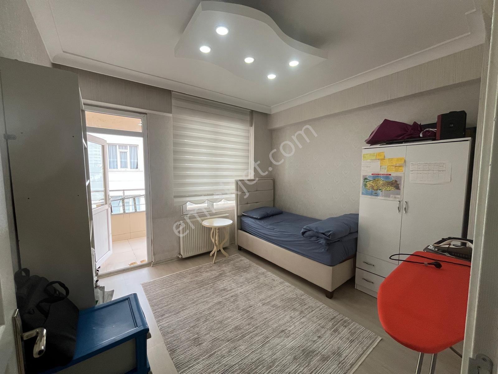 Doğukent Devasa Büyüklükte 4+4 ( Ayrı Girişli) Bakımlı Dubleks — fotoğraf 9