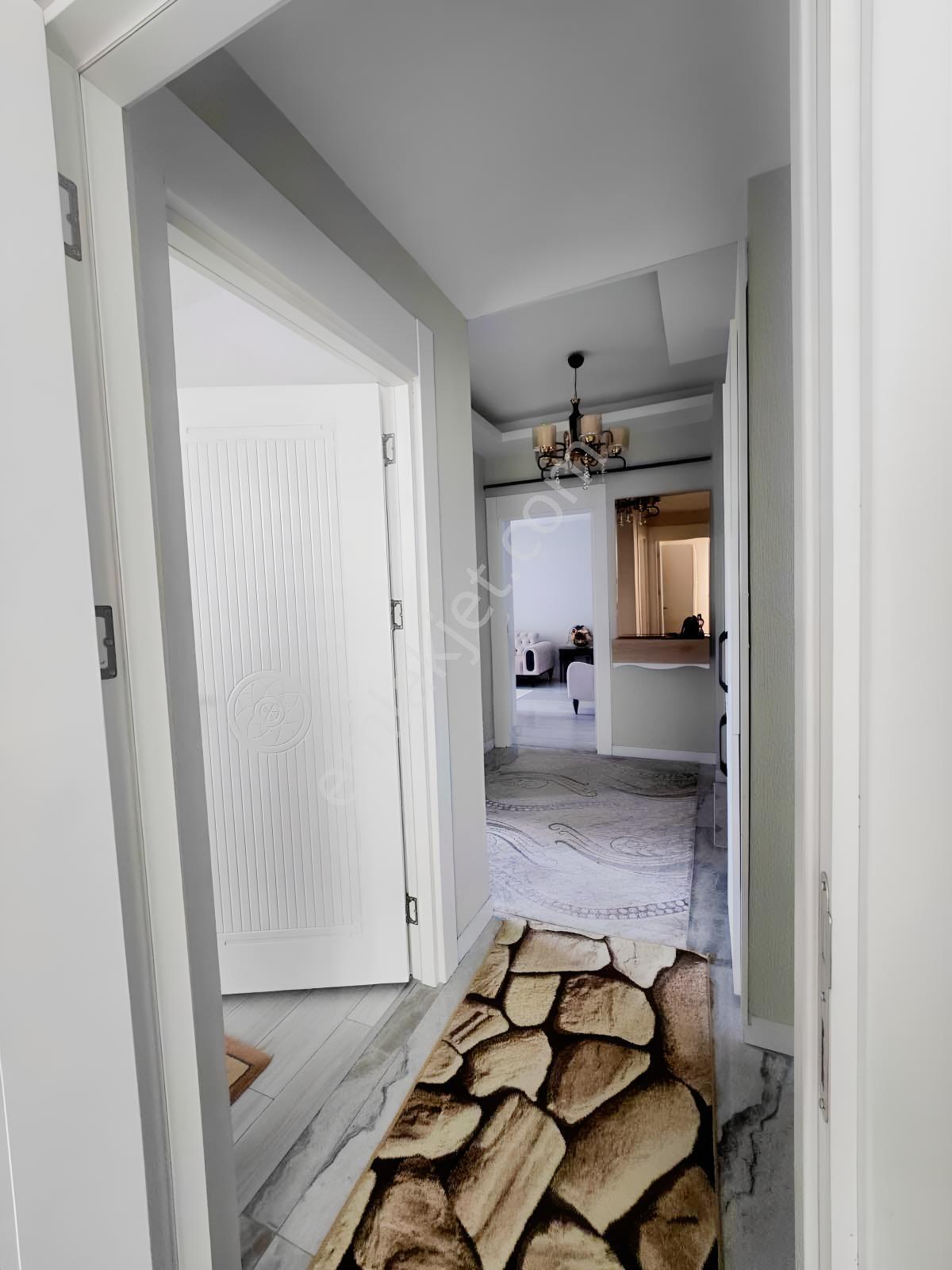 Kent Meydanı Bubya Yapıda Satılık Daire — fotoğraf 2