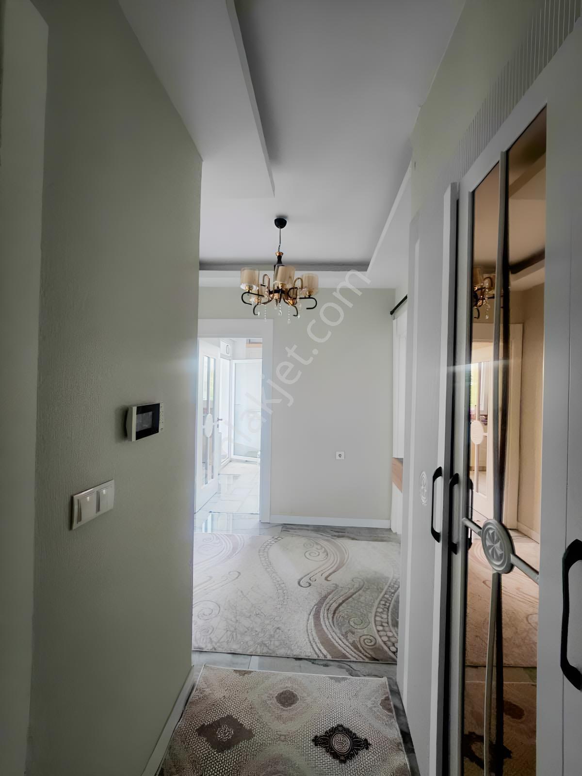 Kent Meydanı Bubya Yapıda Satılık Daire — fotoğraf 3