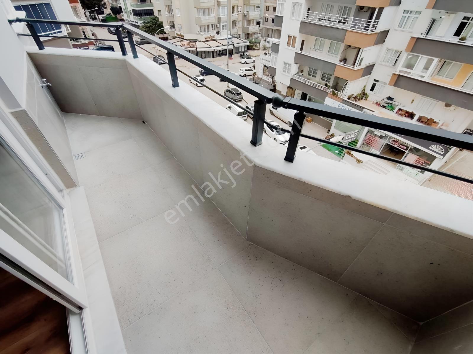 Turgut Özal Blvr 3+1 Özel İşçilikli Ç.bnyo Satılık Lüks Daire — fotoğraf 22