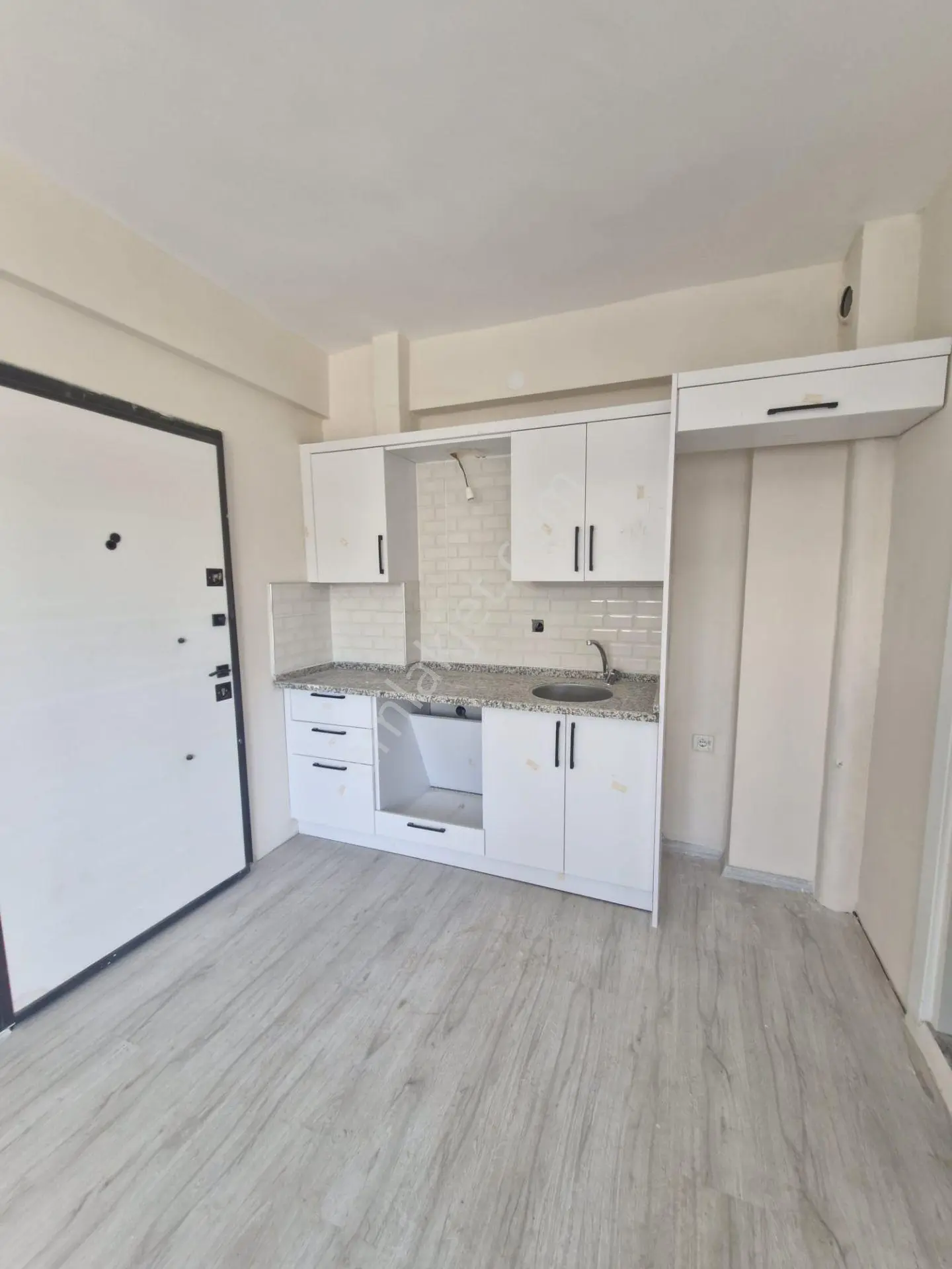 Dyg Danışmanlık Hizmetlerinden Satılık 1+1 Sıfır Daire — fotoğraf 3