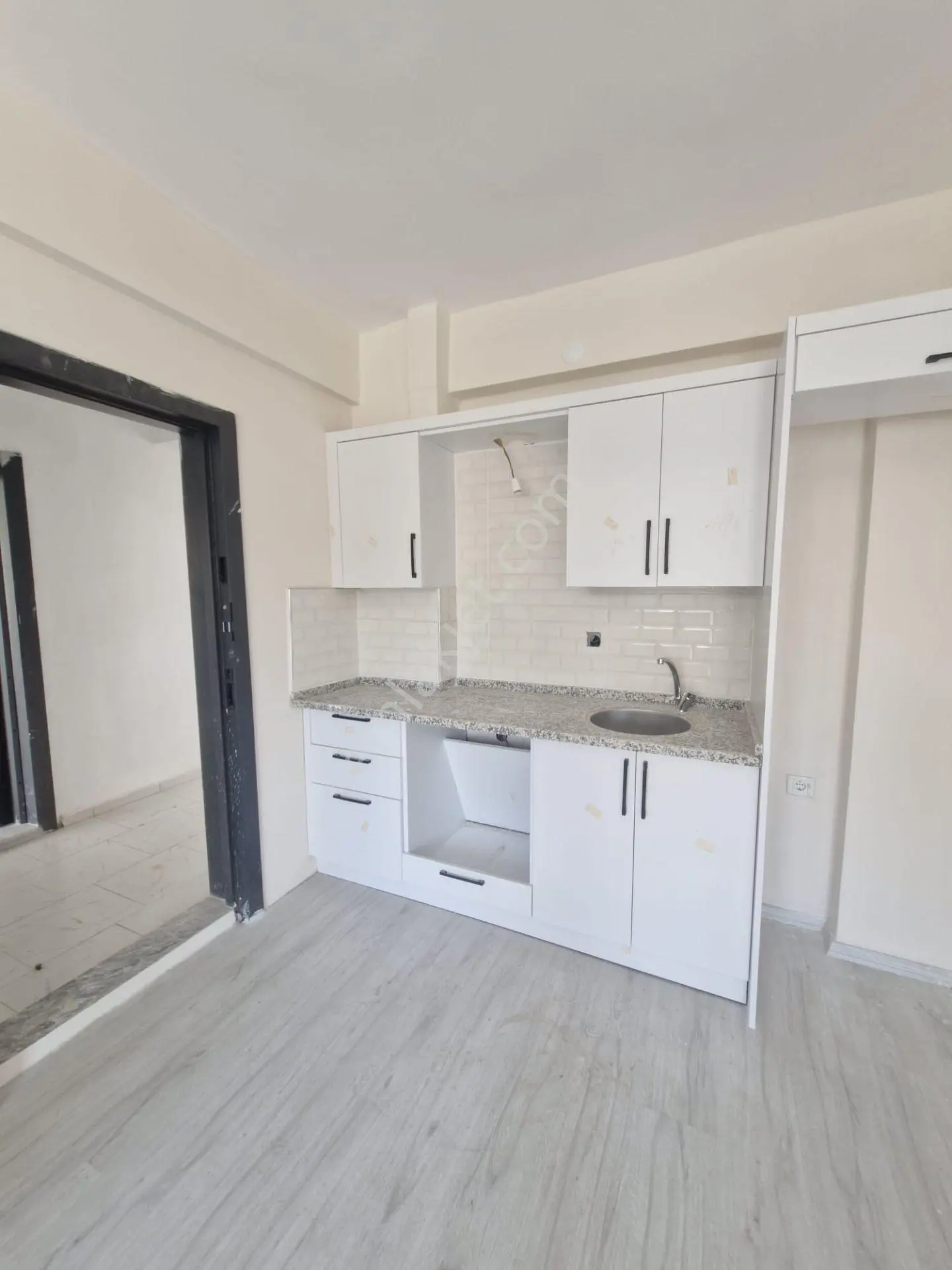 Dyg Danışmanlık Hizmetlerinden Satılık 1+1 Sıfır Daire — fotoğraf 5