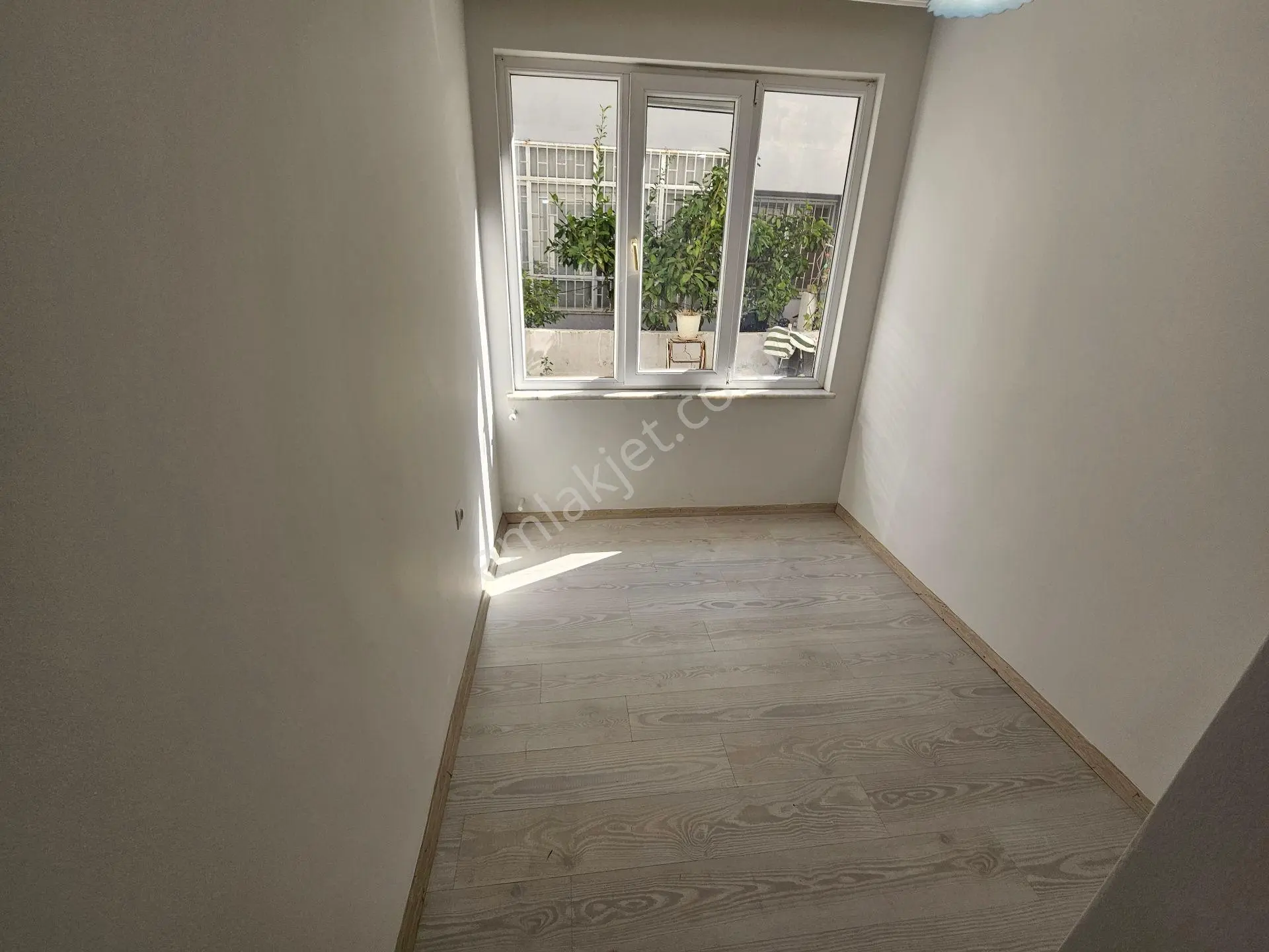 Cantan Emlaktan Akçayda 8 Yaşında Merkeze Denize Yakın 2+1 Fırsat Daire — fotoğraf 7