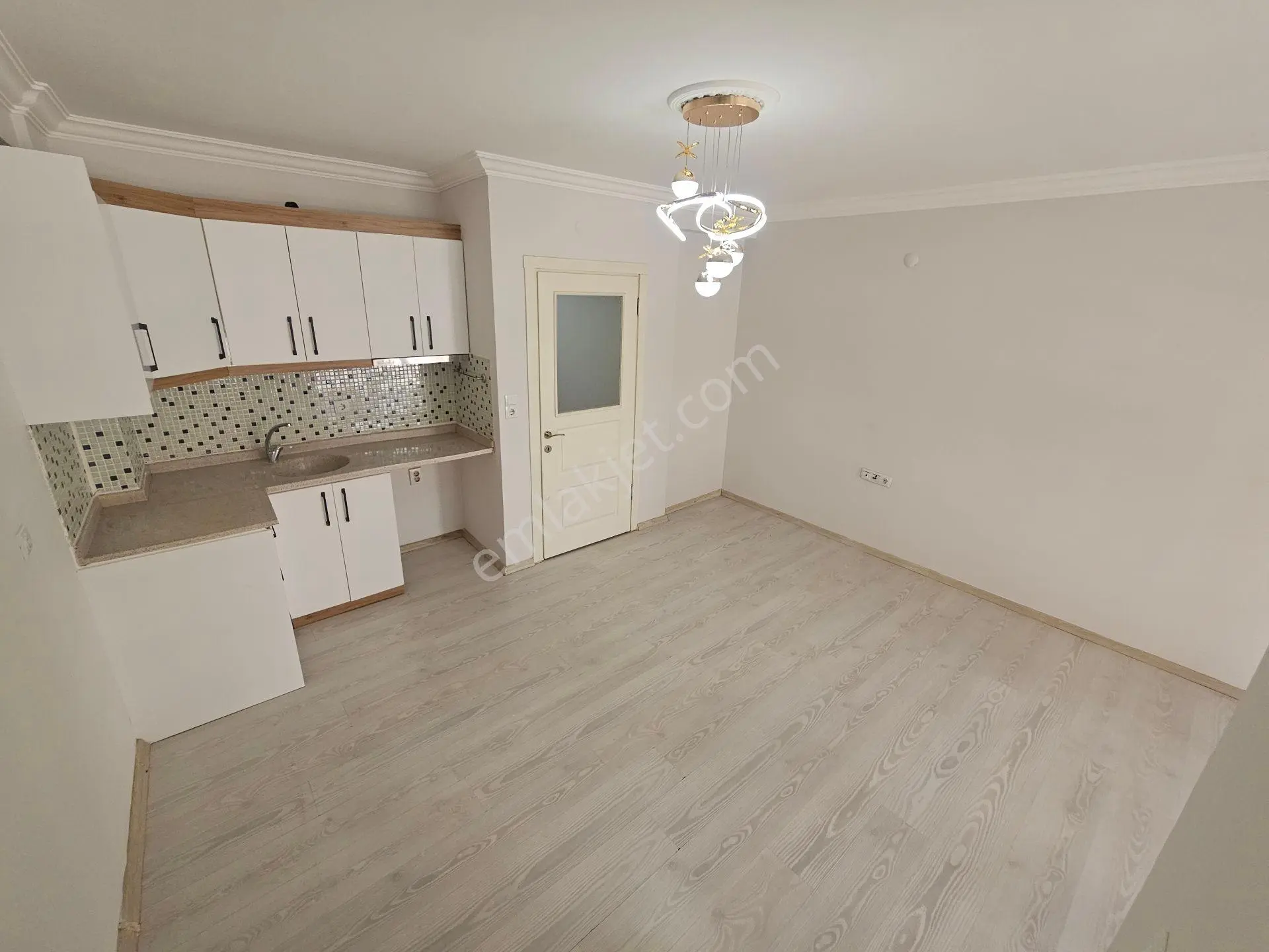 Cantan Emlaktan Akçayda 8 Yaşında Merkeze Denize Yakın 2+1 Fırsat Daire — fotoğraf 21