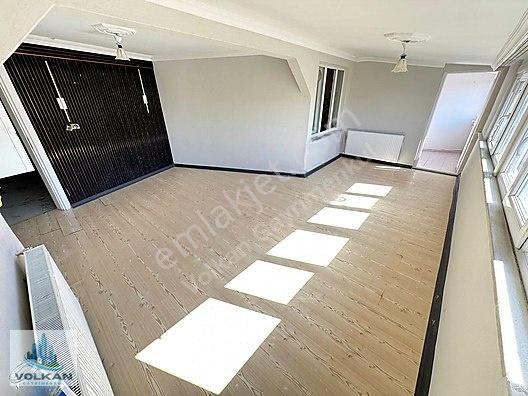 Volkan Emlak Esentepe Mah 2+1 95m2 5.kat Fırsat Daire — fotoğraf 2