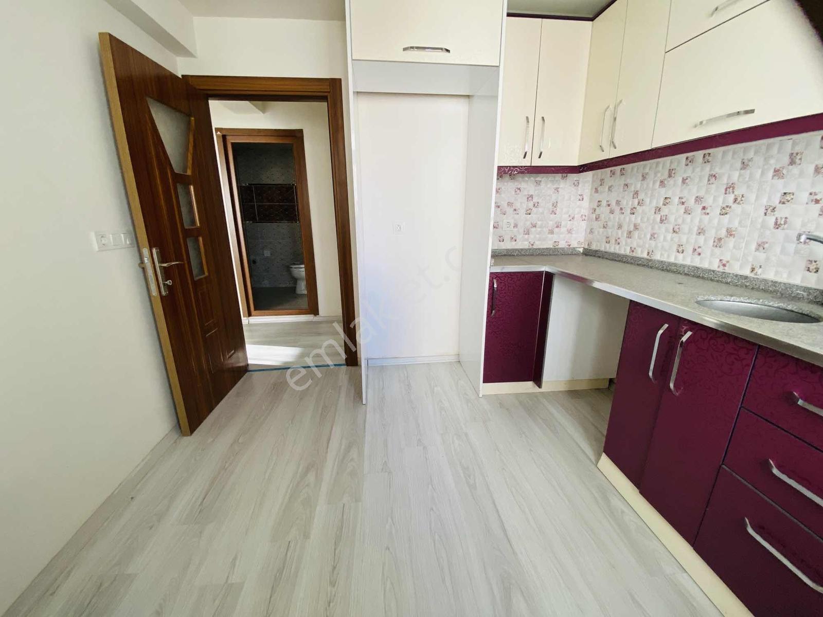 Tercih'den Kızılpınar'da Ara Kat İskanlı,kombili Geniş 2+1 Daire — fotoğraf 6
