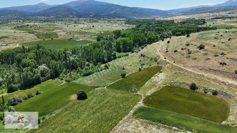 Akören Tülce De 2.756 M² Dereye Yakın Bahçe Yapımına Uygun Bahçe — fotoğraf 11