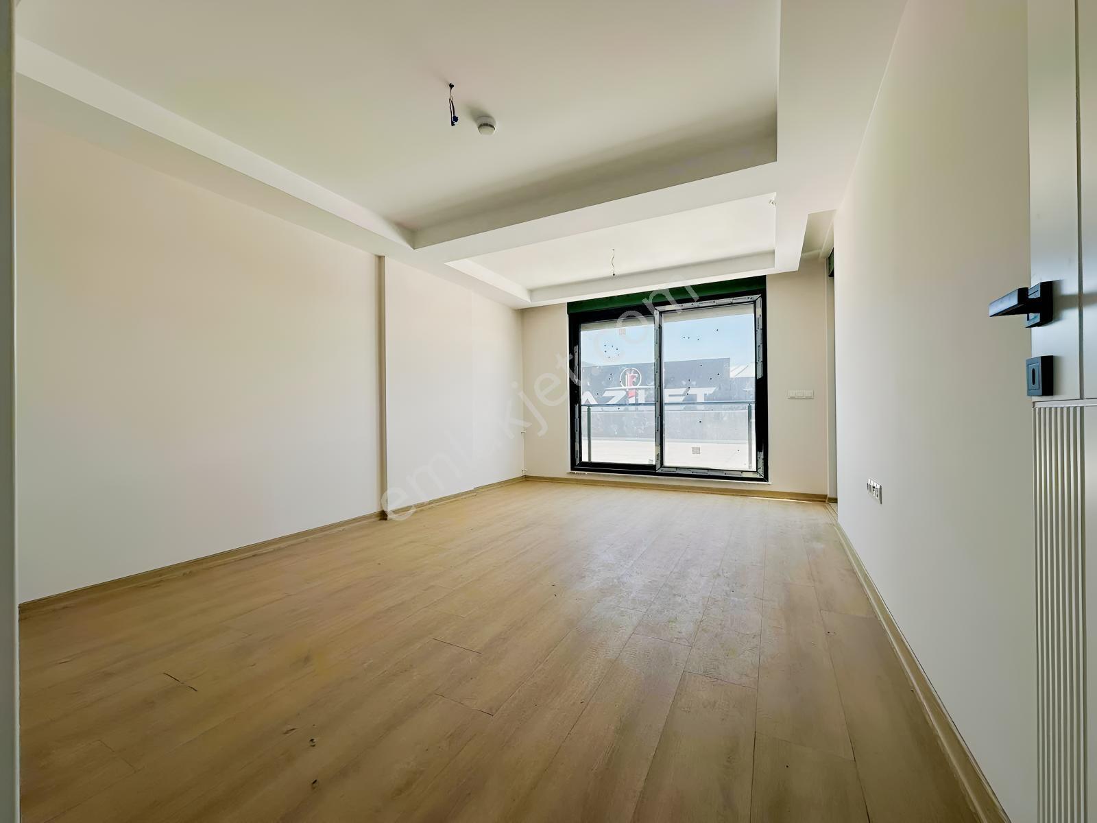 Altınova Bulvarı Üzerinde Satılık 2+1 Ayrı Mutfaklı Sıfır Daire — fotoğraf 6