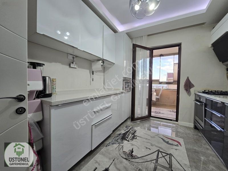 Üstünel'den Aile Sitesinde | Full Kredili | Manzaralı 3+1 Daire — fotoğraf 13