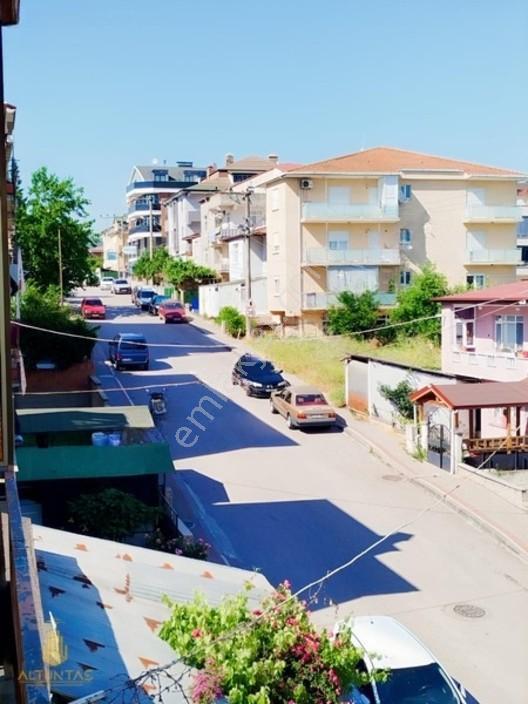 Derince İbn-i Sinada 267 M² Arsalı 3 Katlı Bina — fotoğraf 7