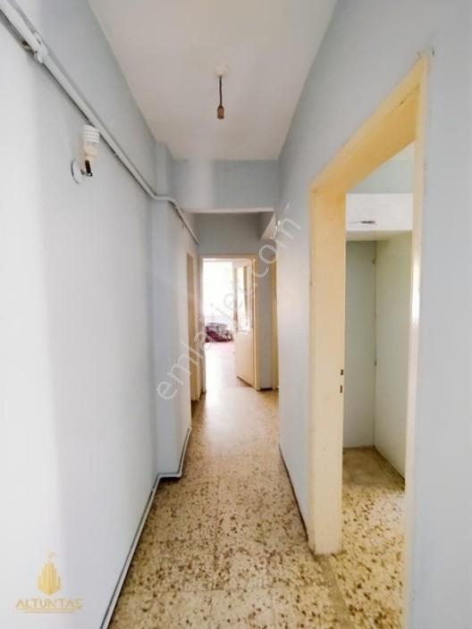 Derince İbn-i Sinada 267 M² Arsalı 3 Katlı Bina — fotoğraf 26