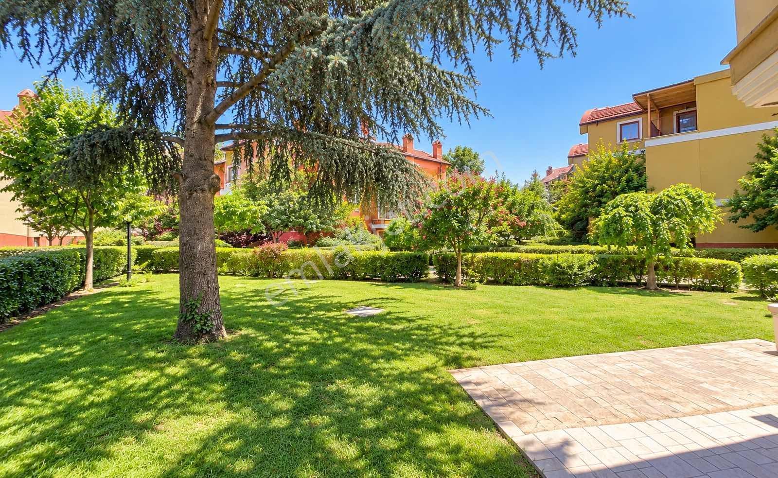 Finansman'dan..geniş Bahçe..müstakil Giriş..havuz..köşe Villa — fotoğraf 3