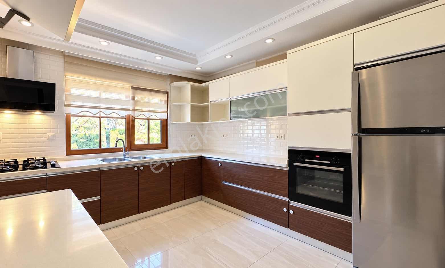 Finansman'dan..geniş Bahçe..müstakil Giriş..havuz..köşe Villa — fotoğraf 10