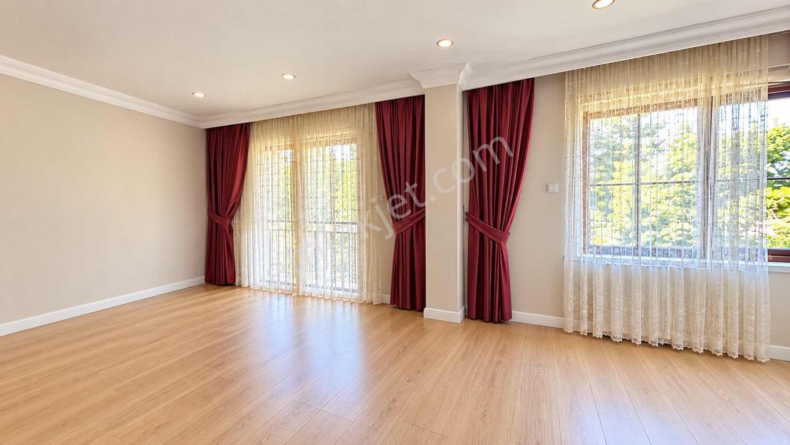 Finansman'dan..geniş Bahçe..müstakil Giriş..havuz..köşe Villa — fotoğraf 13
