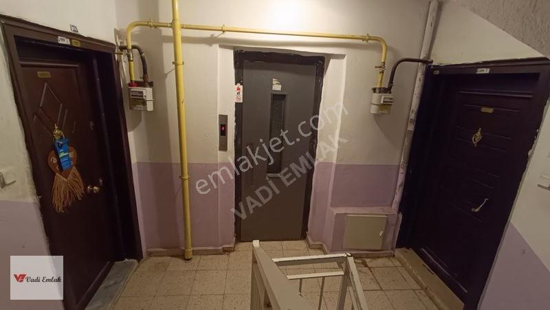 Yeni Yurt Mah.satılık 2+1 Daire |vadi Emlak — fotoğraf 3