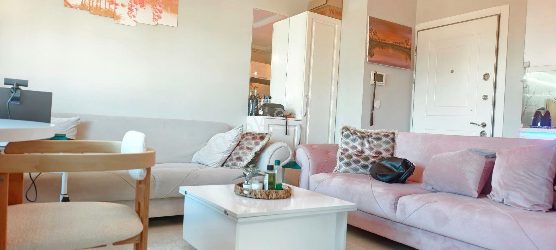 Karşıyaka Atakent Yalı’da | Blue Town Sitesinde, Satılık Eşyalı 1+1 | 47 M² | 7 M² Kapalı Balkon — fotoğraf 13