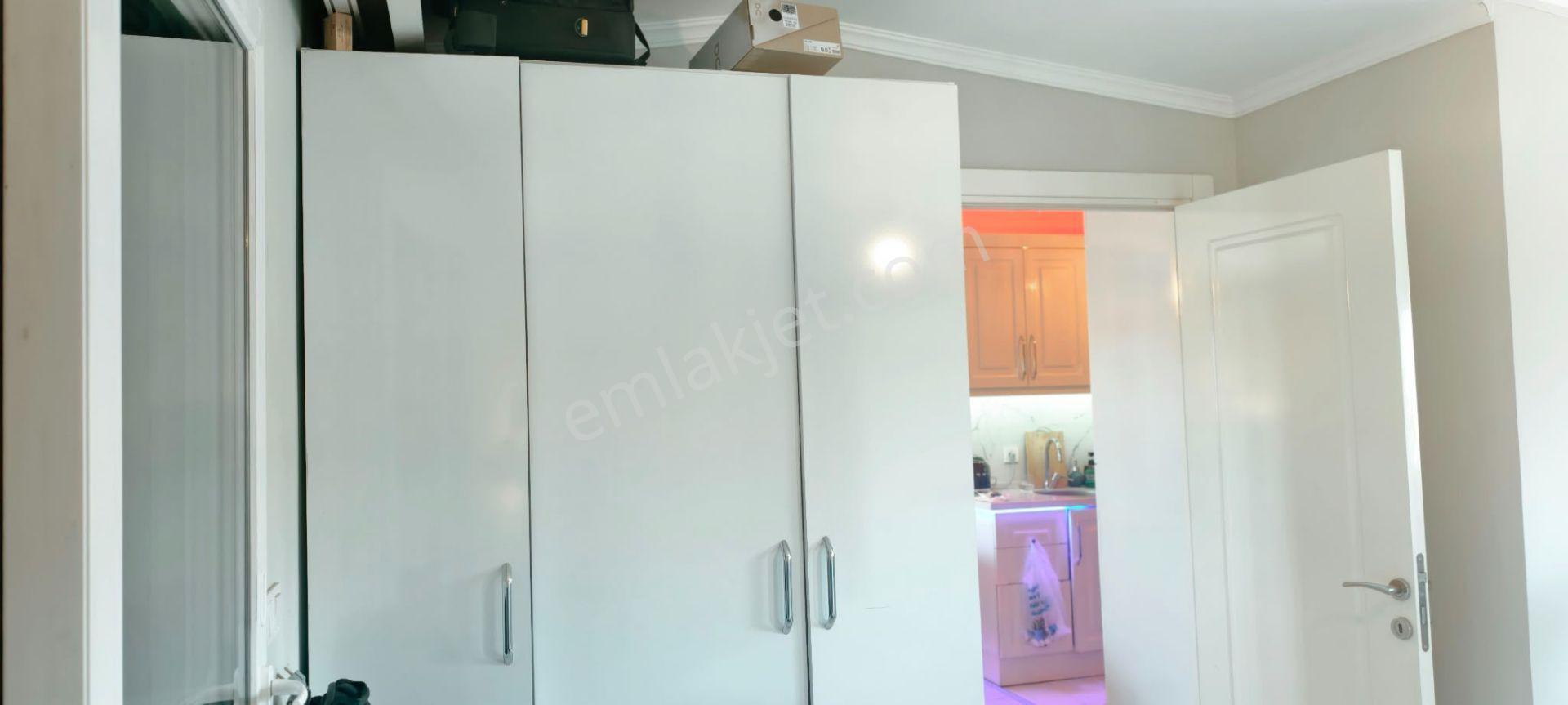 Karşıyaka Atakent Yalı’da | Blue Town Sitesinde, Satılık Eşyalı 1+1 | 47 M² | 7 M² Kapalı Balkon — fotoğraf 18