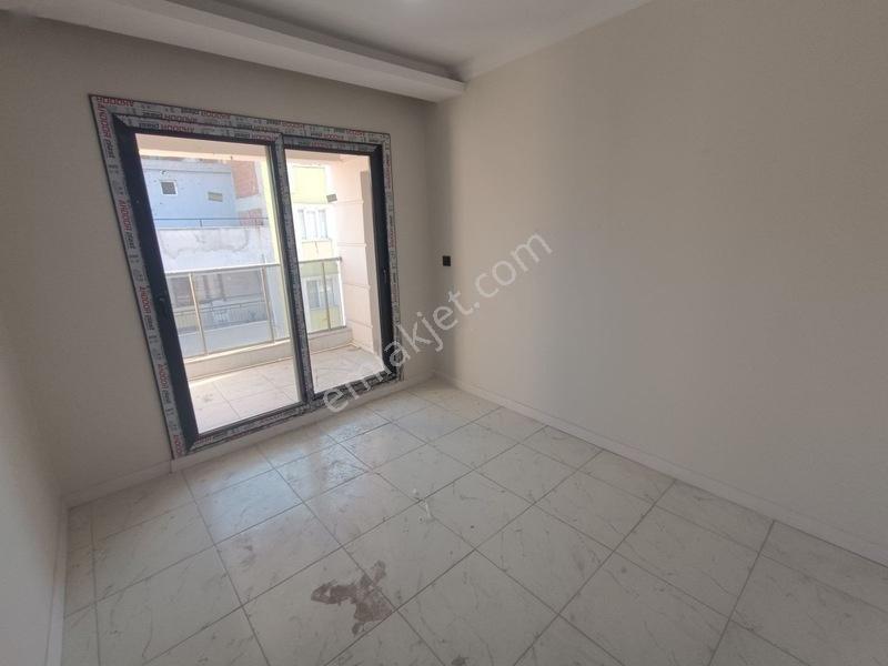 Avar Caddesi'nde Kapalı Otoparklı Satılık 2+1 Daire — fotoğraf 8