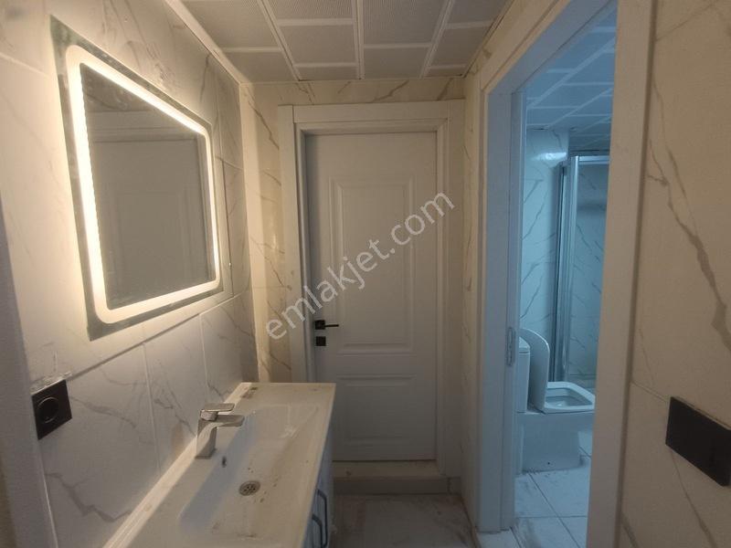 Avar Caddesi'nde Kapalı Otoparklı Satılık 2+1 Daire — fotoğraf 10