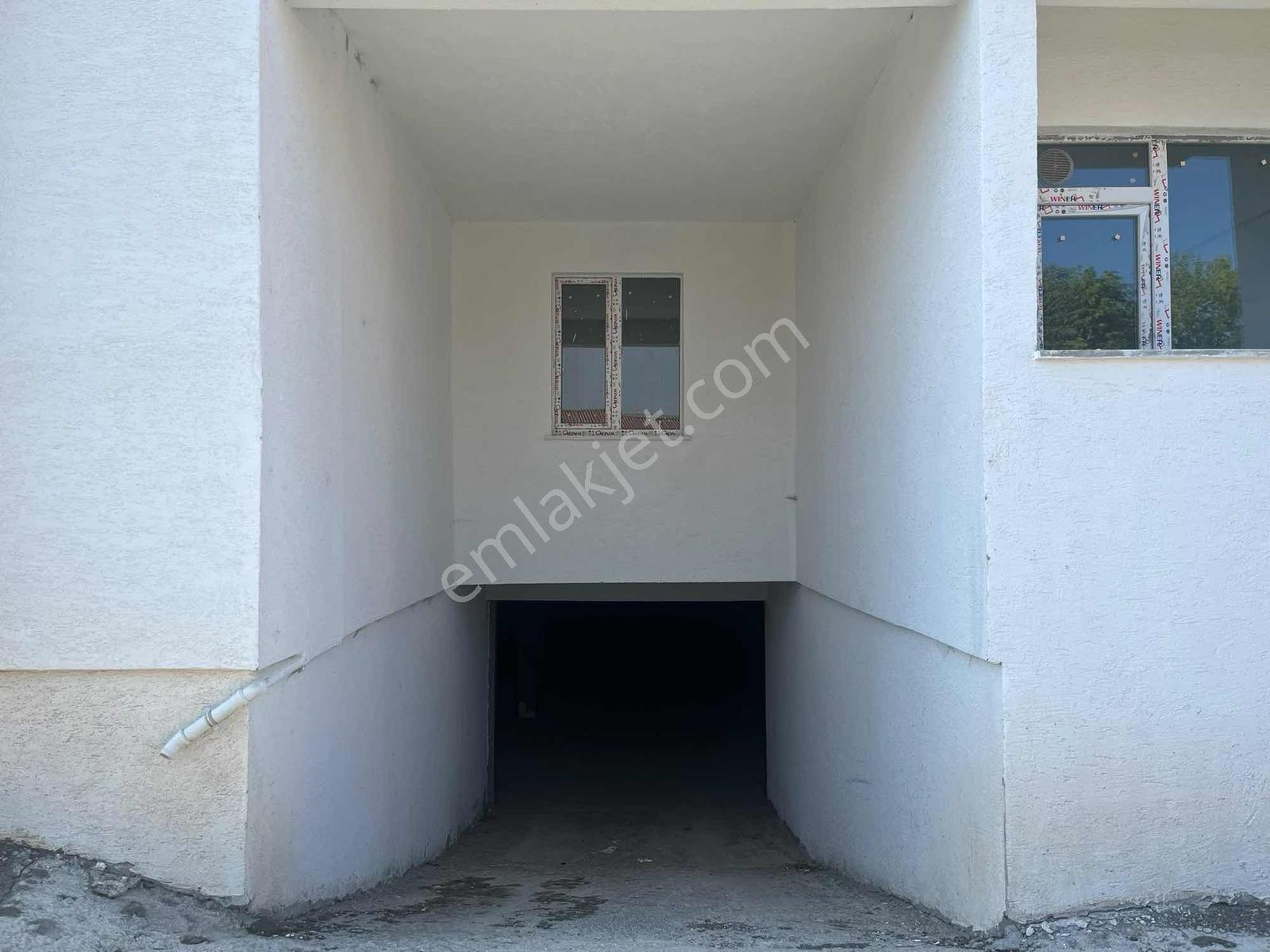 Şehitler'de Yeni Eşyalı 1+1 | Kafkas Üniversitesi 2. Kapıya Yakn — fotoğraf 2