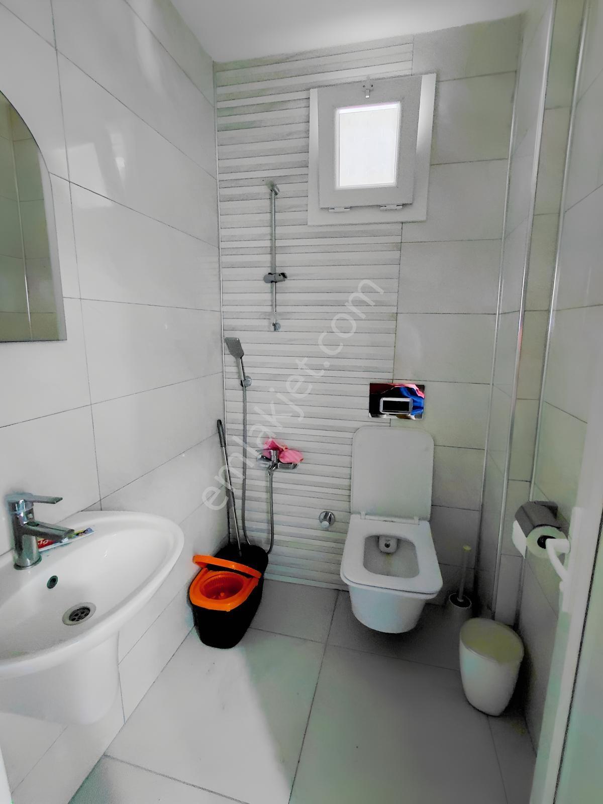 Konak Cengiztopel'de Satılık Komple Bina — fotoğraf 8