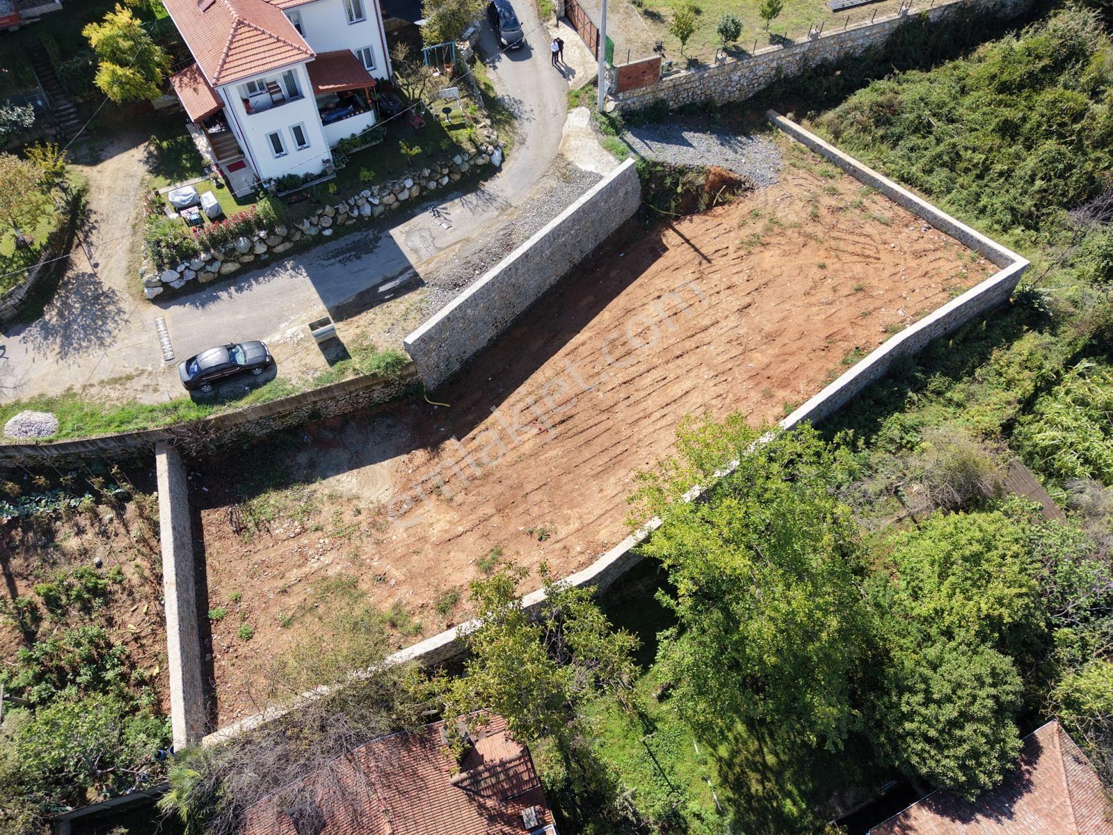 Sapanca Yanık'ta Satılık 887m² İmarlı Villa Arsası — fotoğraf 5