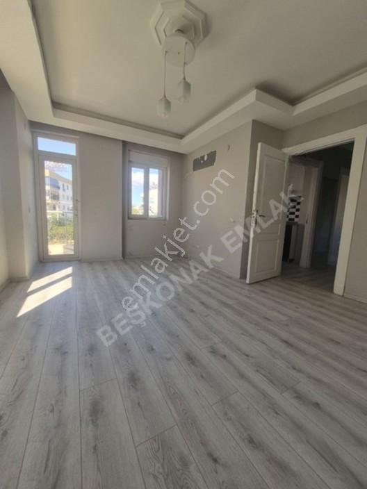 Kızılarık Caddesi Yakını 2+1 Daire — fotoğraf 8