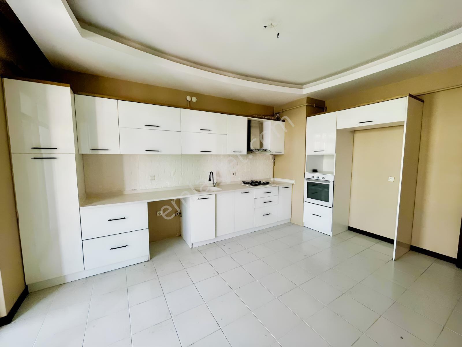Yks Gayrimenkulden Çeçenistan Cad Üzerinde 6+1 Dublex Daire — fotoğraf 7