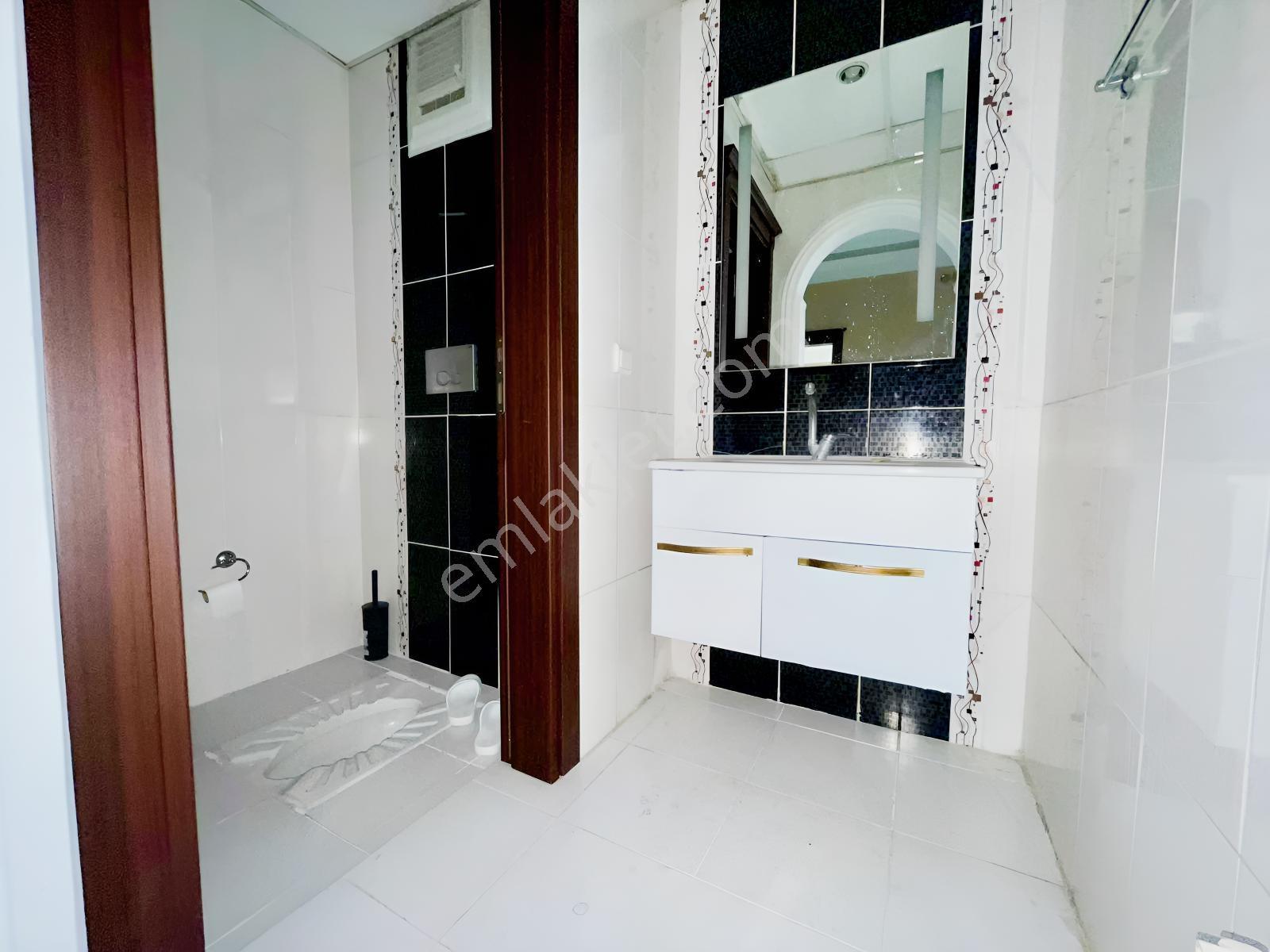 Yks Gayrimenkulden Çeçenistan Cad Üzerinde 6+1 Dublex Daire — fotoğraf 25