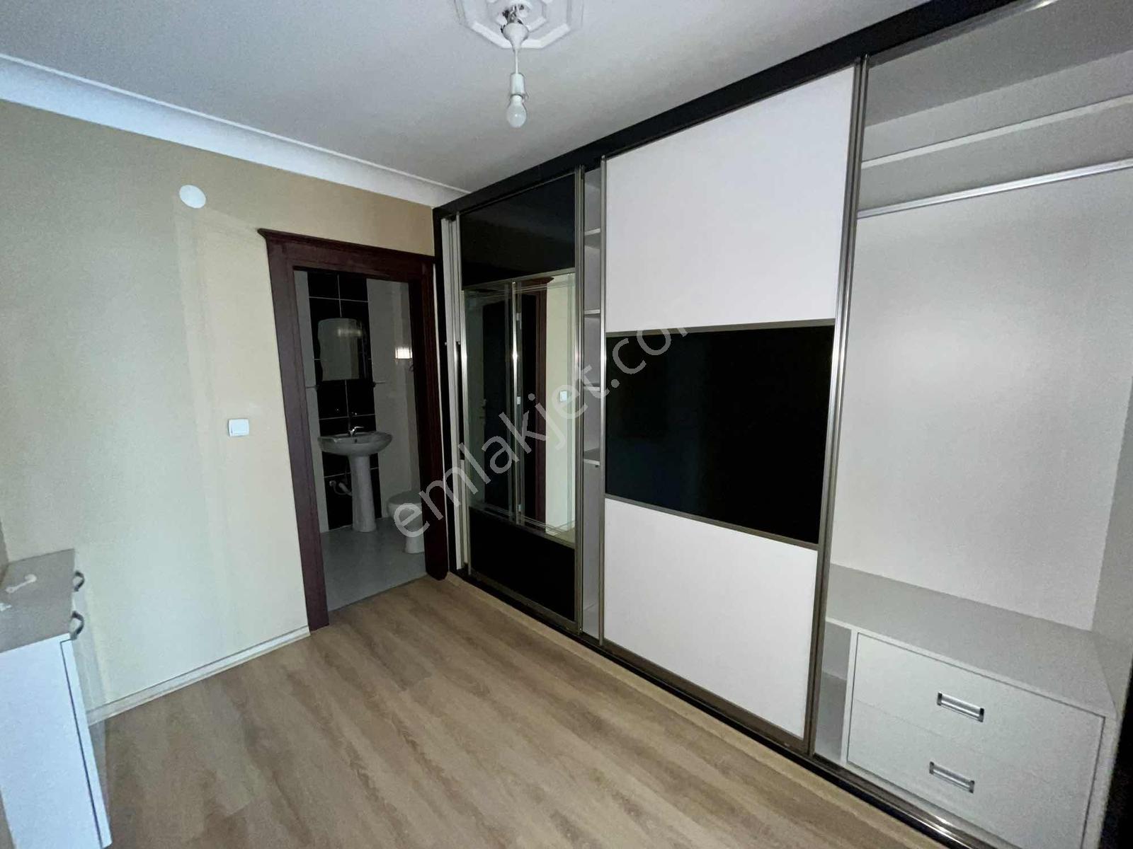 Yks Gayrimenkulden Çeçenistan Cad Üzerinde 6+1 Dublex Daire — fotoğraf 39