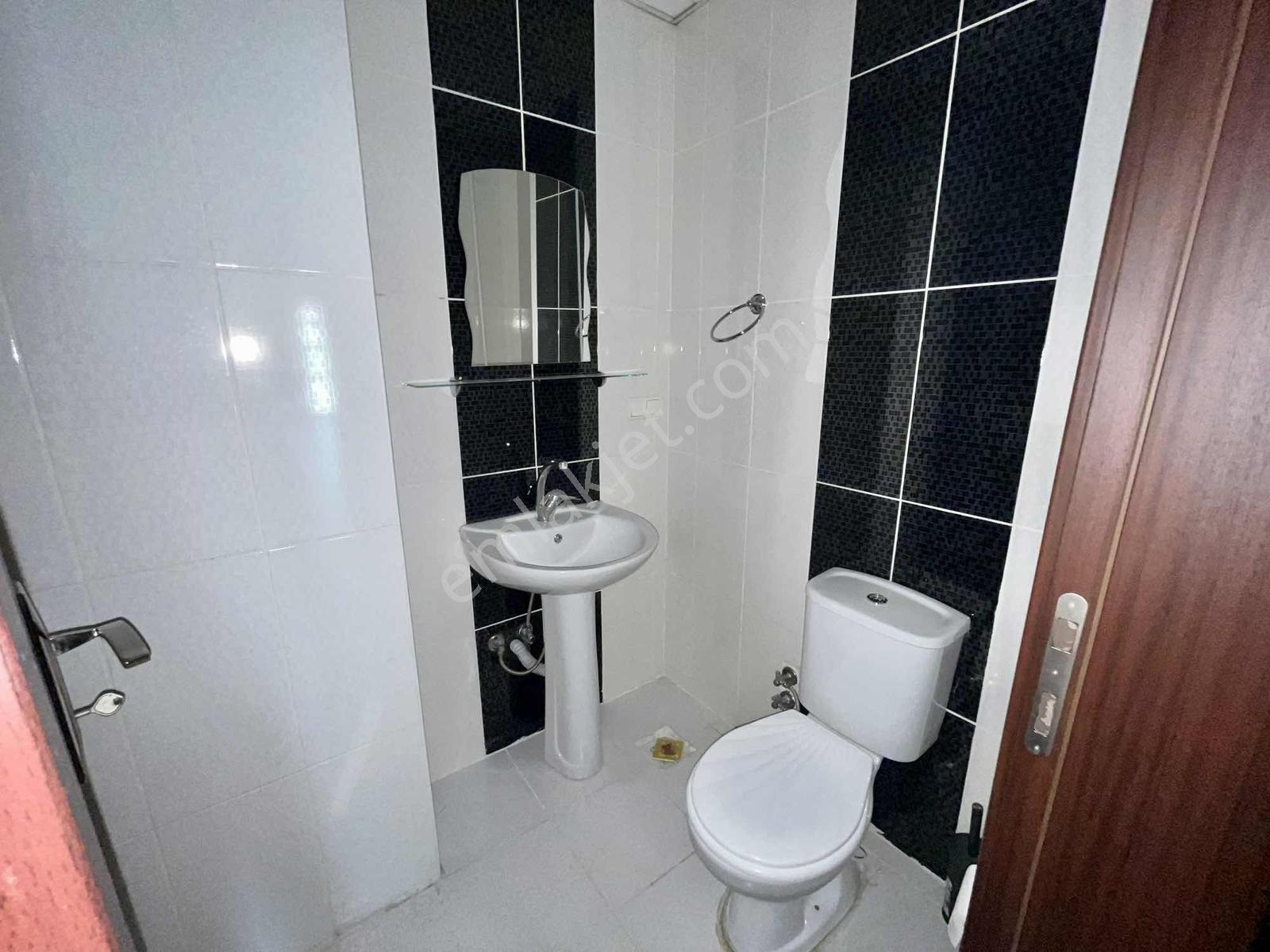 Yks Gayrimenkulden Çeçenistan Cad Üzerinde 6+1 Dublex Daire — fotoğraf 40