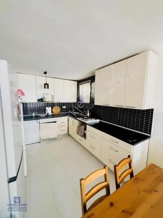 Bağla Bank Ev Sahil Sitesi Satılık Manzaralı Fırsat Daire — fotoğraf 4