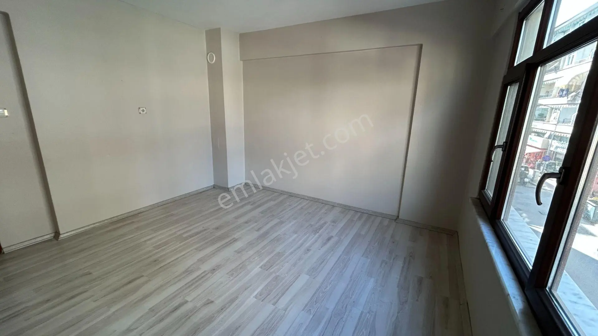 Karamürsel Salı Pazarı Satılık 3+1 Geniş Daire — fotoğraf 2