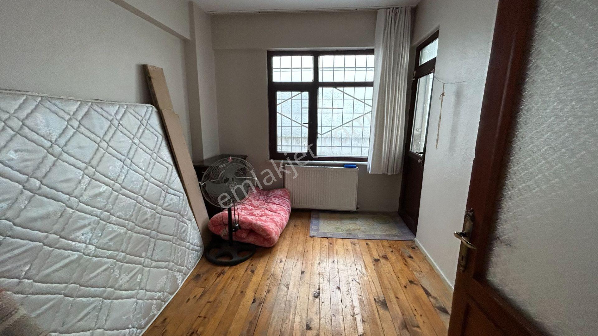 Karamürsel Salı Pazarı Satılık 3+1 Geniş Daire — fotoğraf 13
