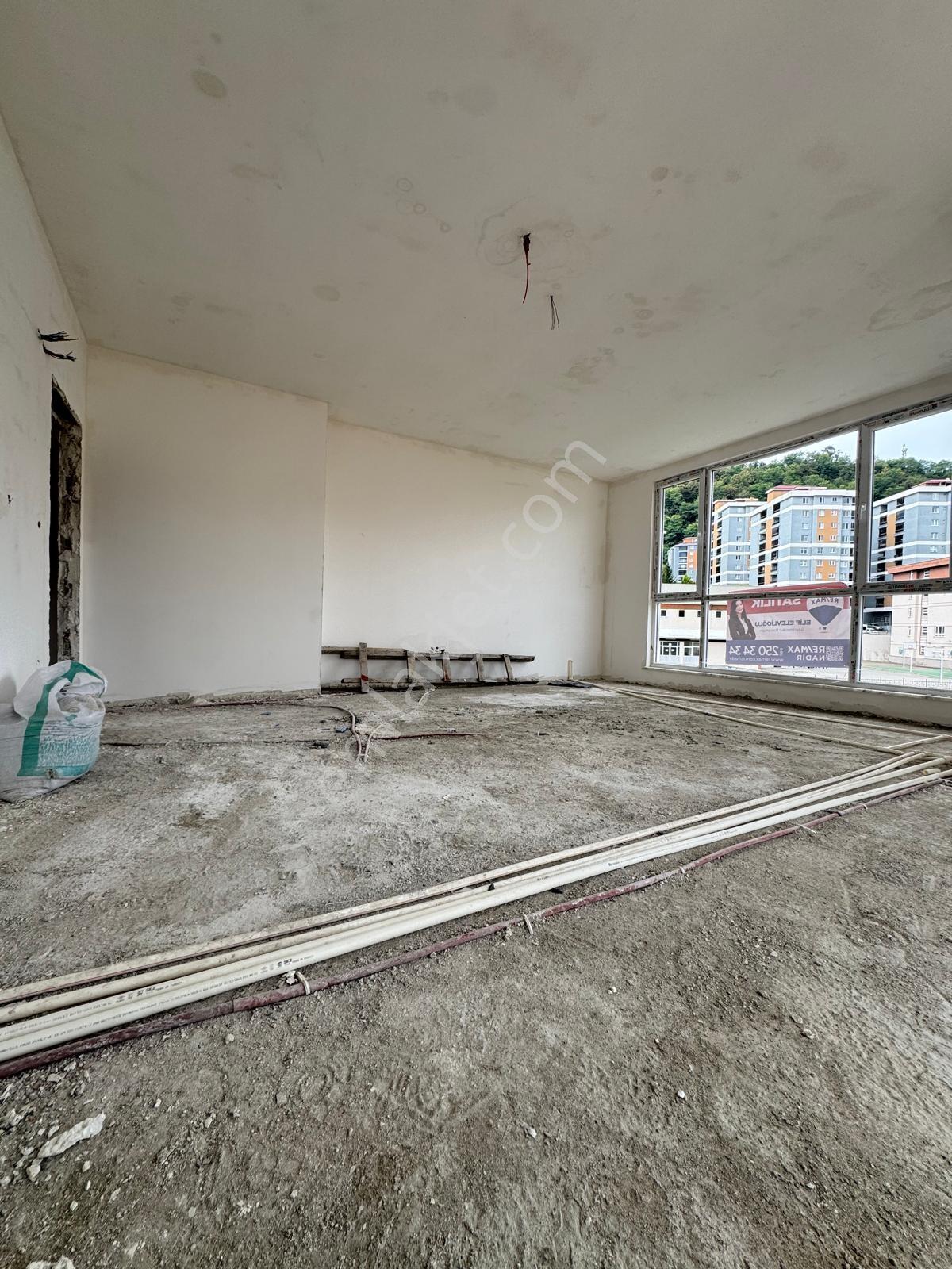 Remax Nadir'den Aksuda 4+1 Dubleks Satılık Daire — fotoğraf 5