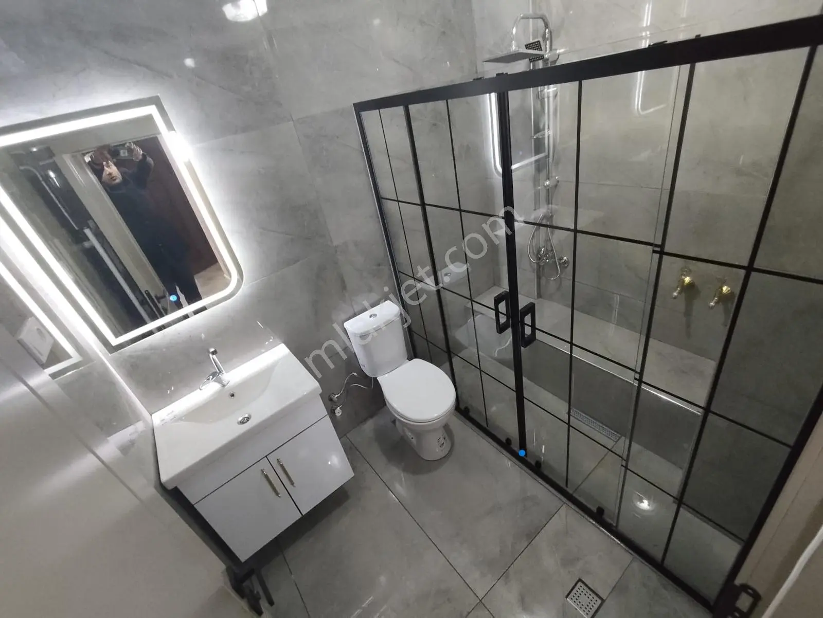 Yılmaz Gayrimenkulden Ultra Lüks Ful Yapılı 1 Kat Merkezi Konum — fotoğraf 7