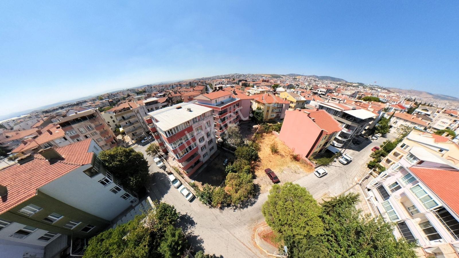 Resitalhes'den Bahçelievler M. Satılık 1 Daire Fiyatına 2 Daire — fotoğraf 3