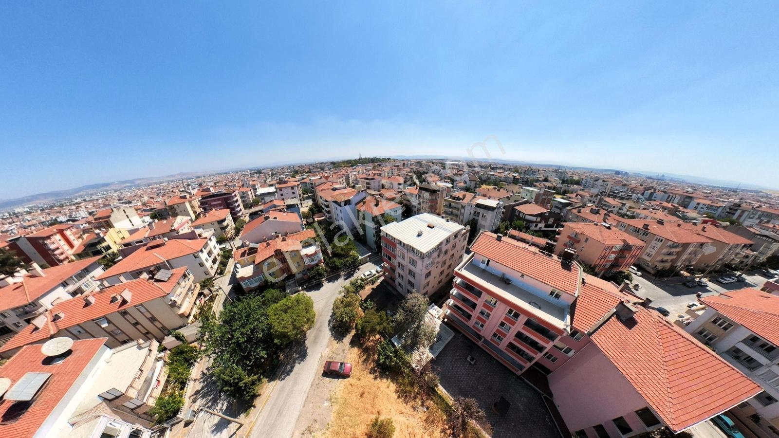 Resitalhes'den Bahçelievler M. Satılık 1 Daire Fiyatına 2 Daire — fotoğraf 4