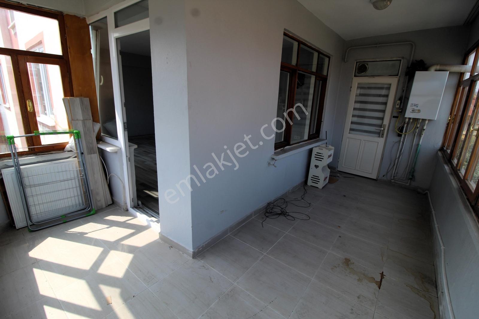 Resitalhes'den Bahçelievler M. Satılık 1 Daire Fiyatına 2 Daire — fotoğraf 10