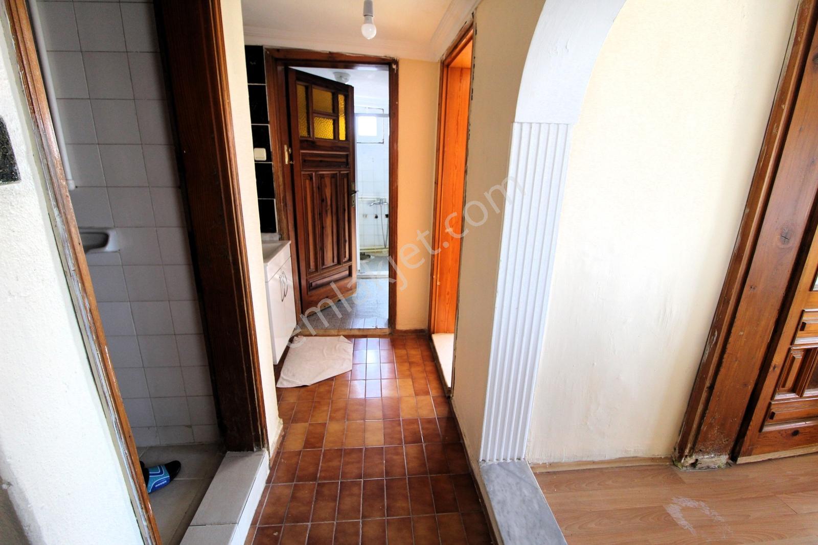 Resitalhes'den Bahçelievler M. Satılık 1 Daire Fiyatına 2 Daire — fotoğraf 28