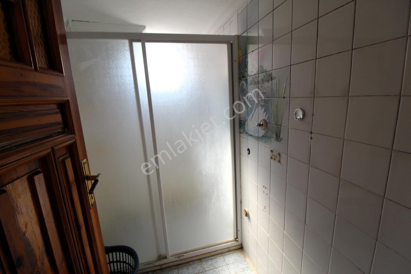Resitalhes'den Bahçelievler M. Satılık 1 Daire Fiyatına 2 Daire — fotoğraf 31