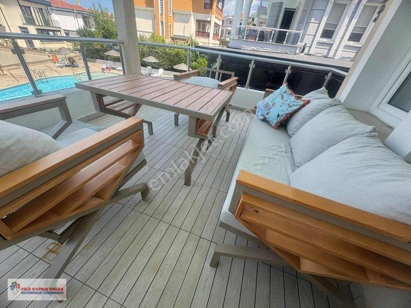 Şile Merkez Çavuş Mah. De Havuzlu Sitede Satlık Tripleks Villa — fotoğraf 15