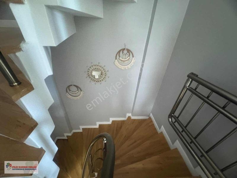 Şile Merkez Çavuş Mah. De Havuzlu Sitede Satlık Tripleks Villa — fotoğraf 25