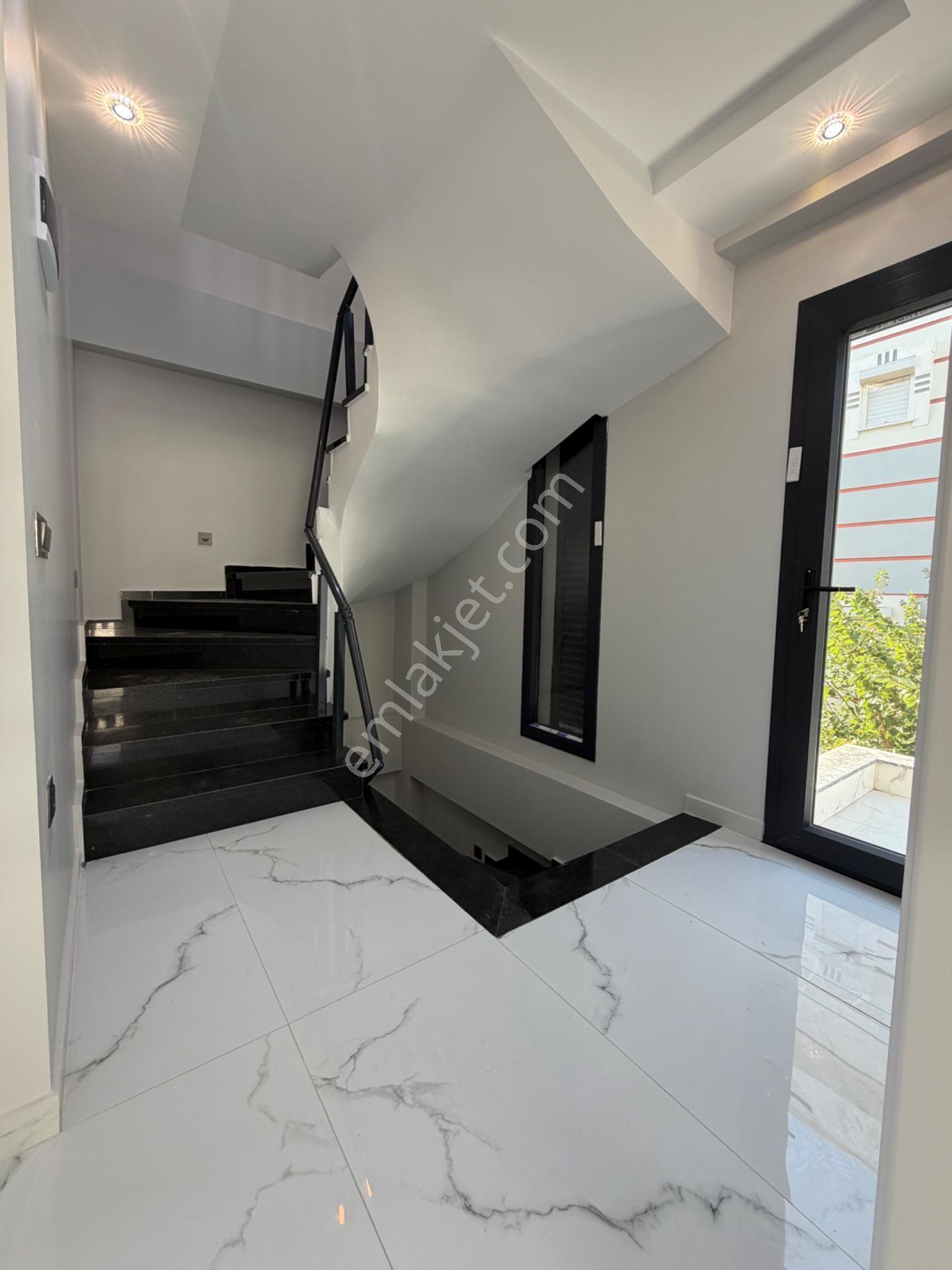 Didim’de Fiyatı Düşen Acil Satılık Villa Liman Yolu Yakını — fotoğraf 21