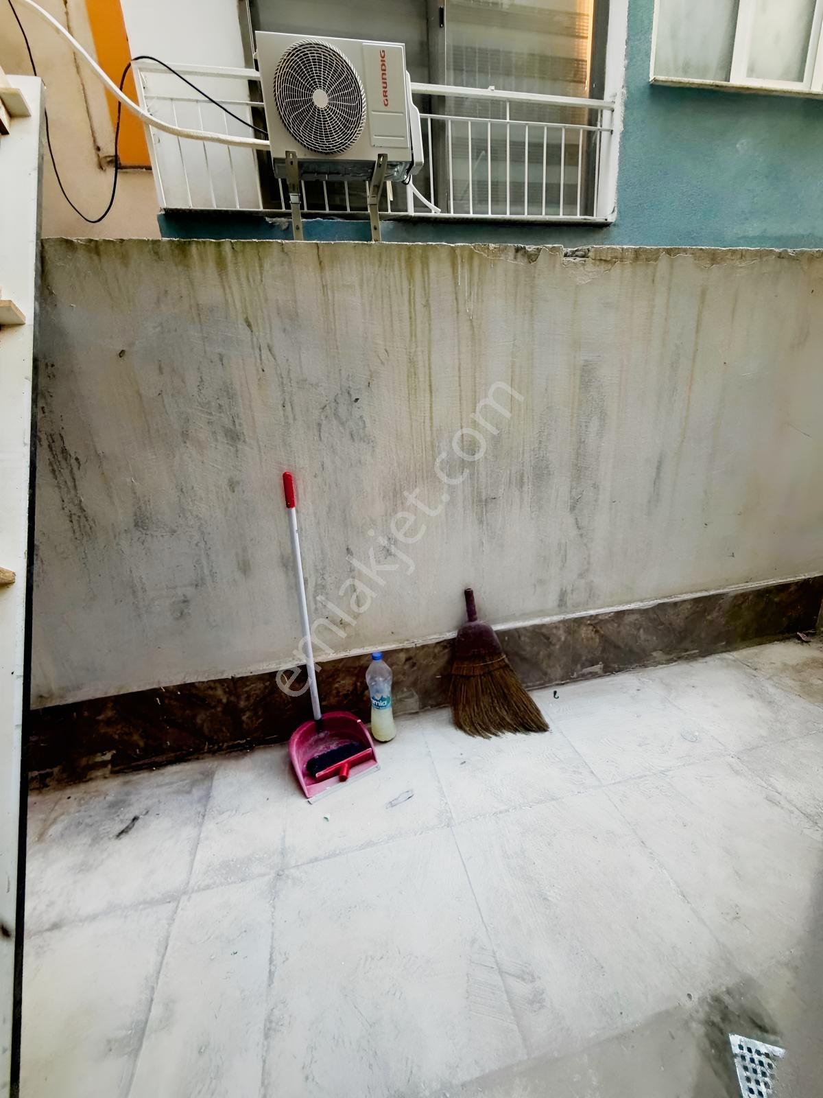Demetten Ordu Caddesi Dibi 2+1 Giriş Katı Tadilatlı Satılık... — fotoğraf 10